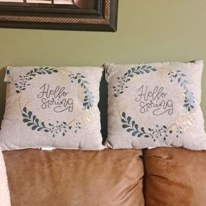 NWT (2) Hello Spring throw pillows